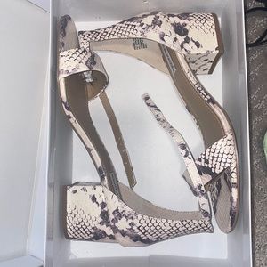 Steve Madden low heels